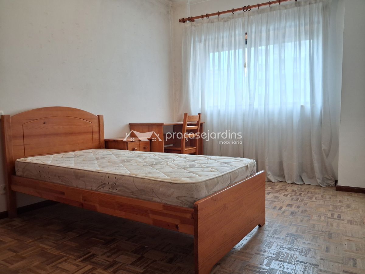 Quarto na Marques de Pombal