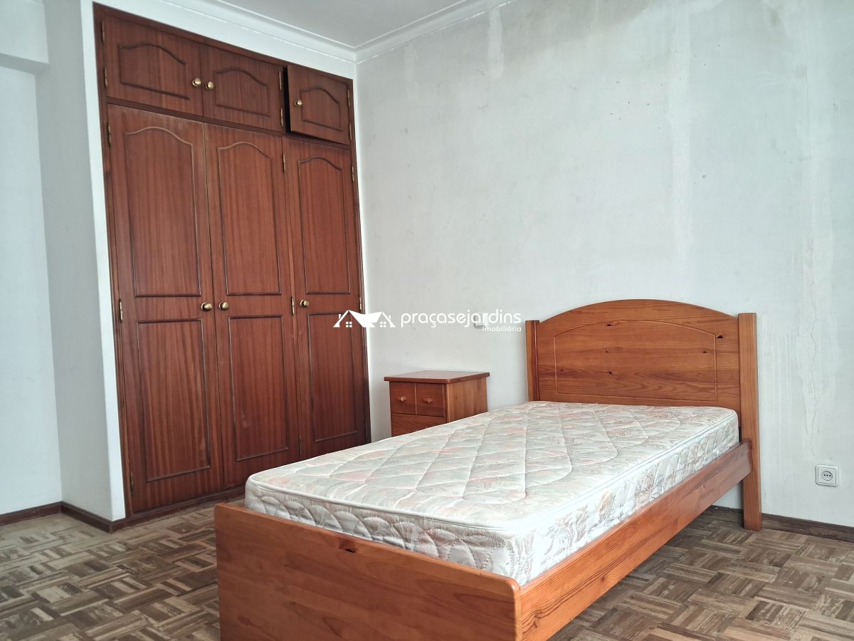 Quarto na Marques de Pombal