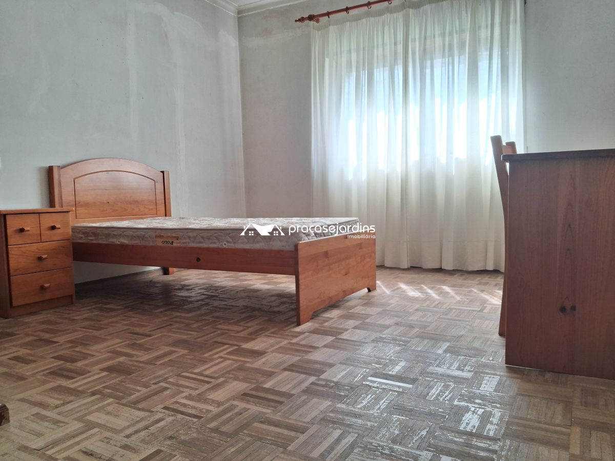 Quarto na Marques de Pombal