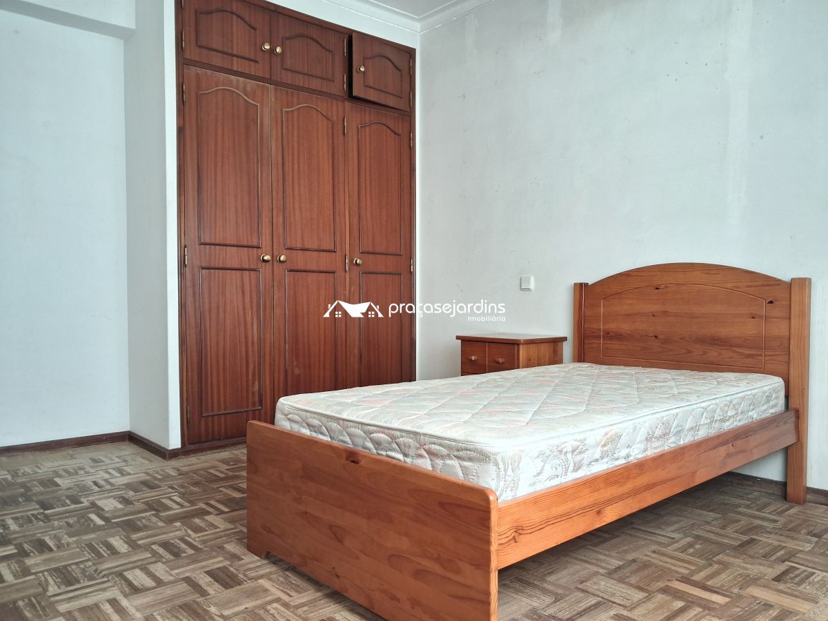 Quarto na Marques de Pombal