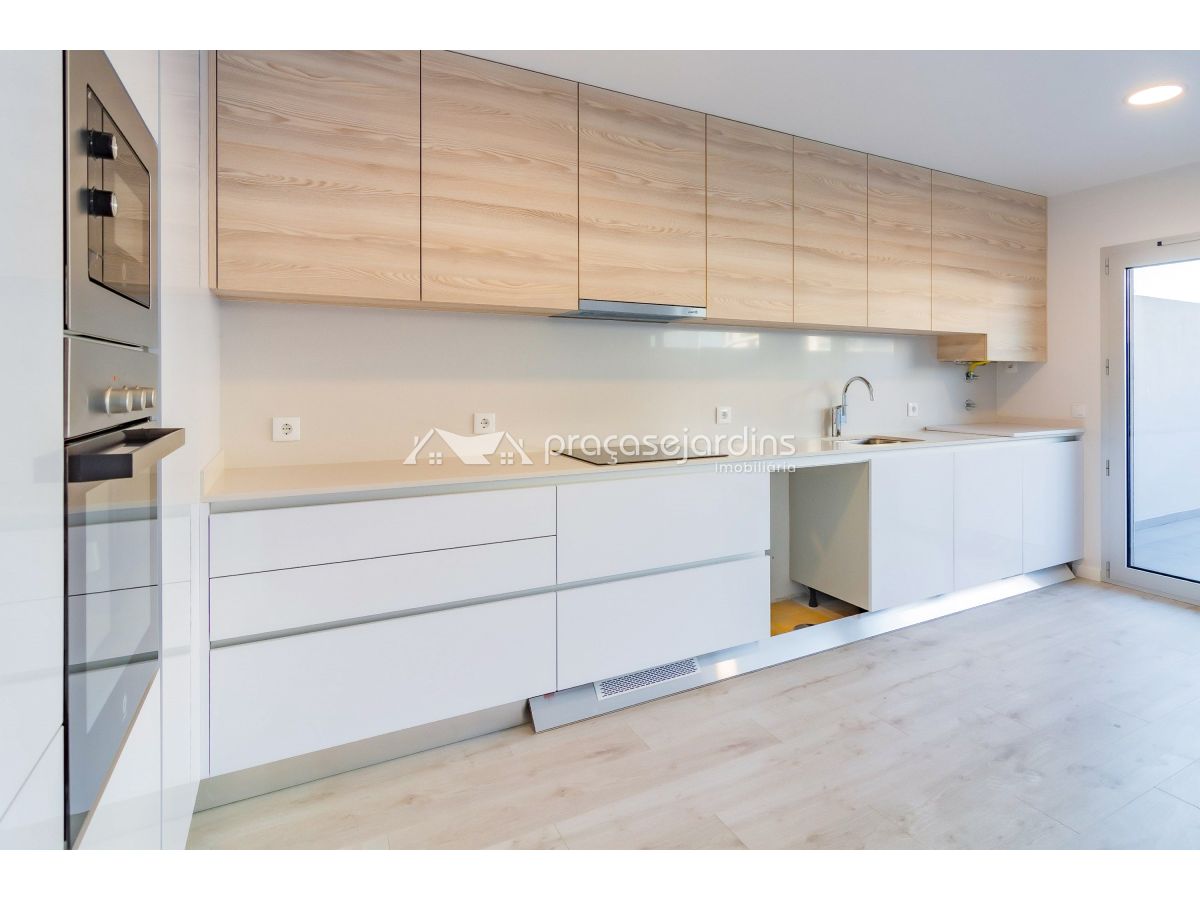 Espaçoso Apartamento com 3 frentes