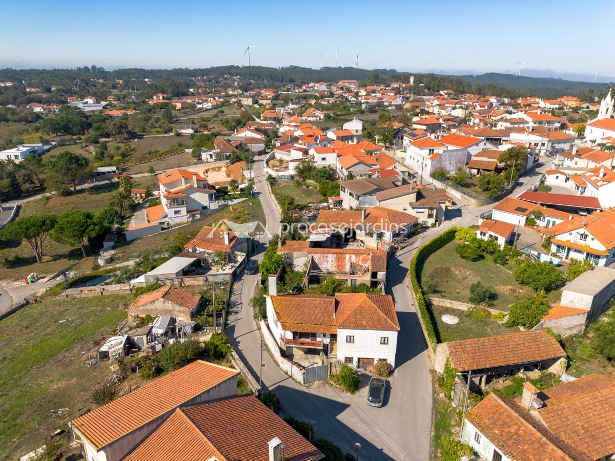 Moradia T4   em Santa Catarina da Serra e Chainça, Leiria