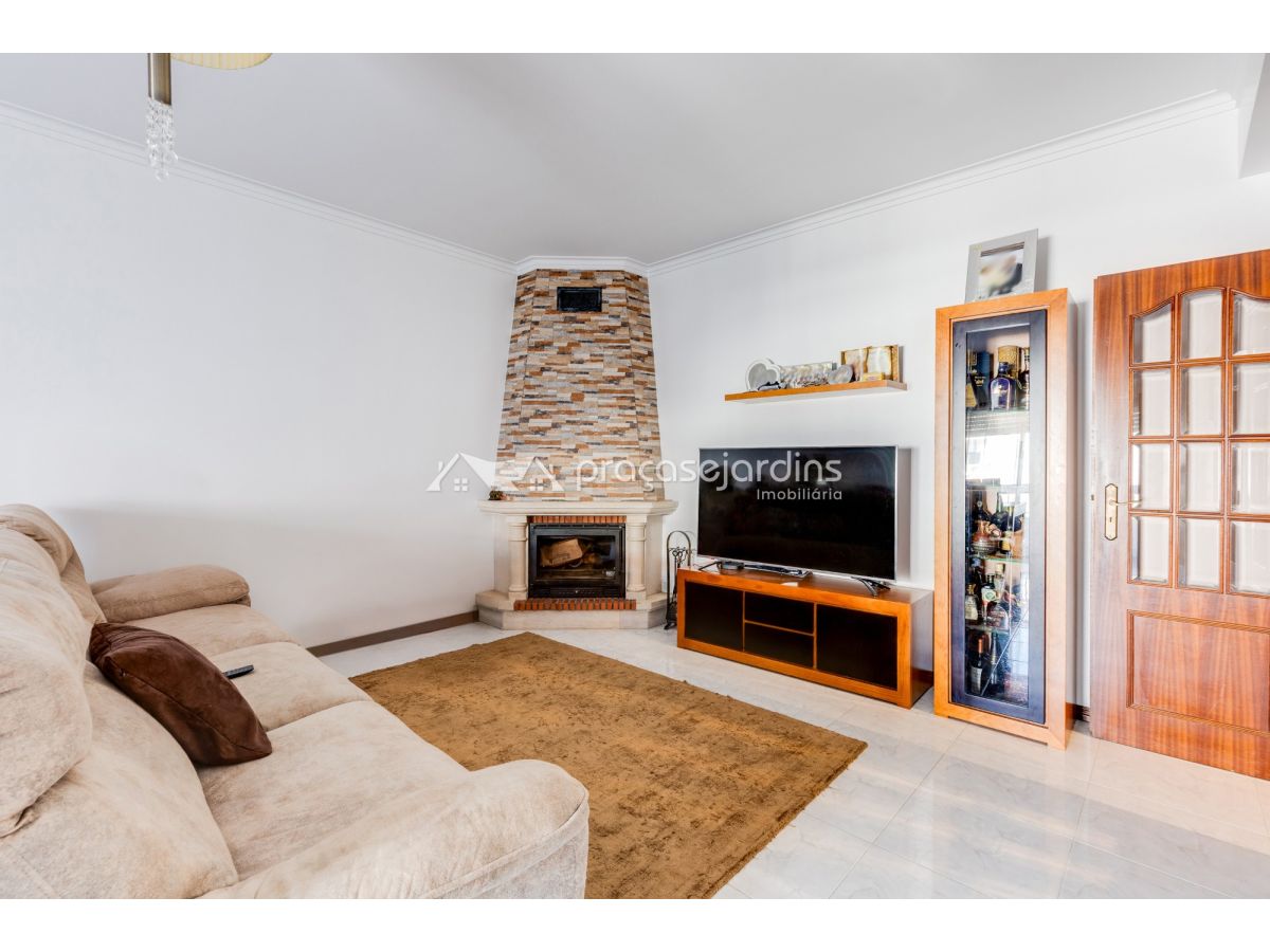 Apartamento T3 com excelente localização e conforto!