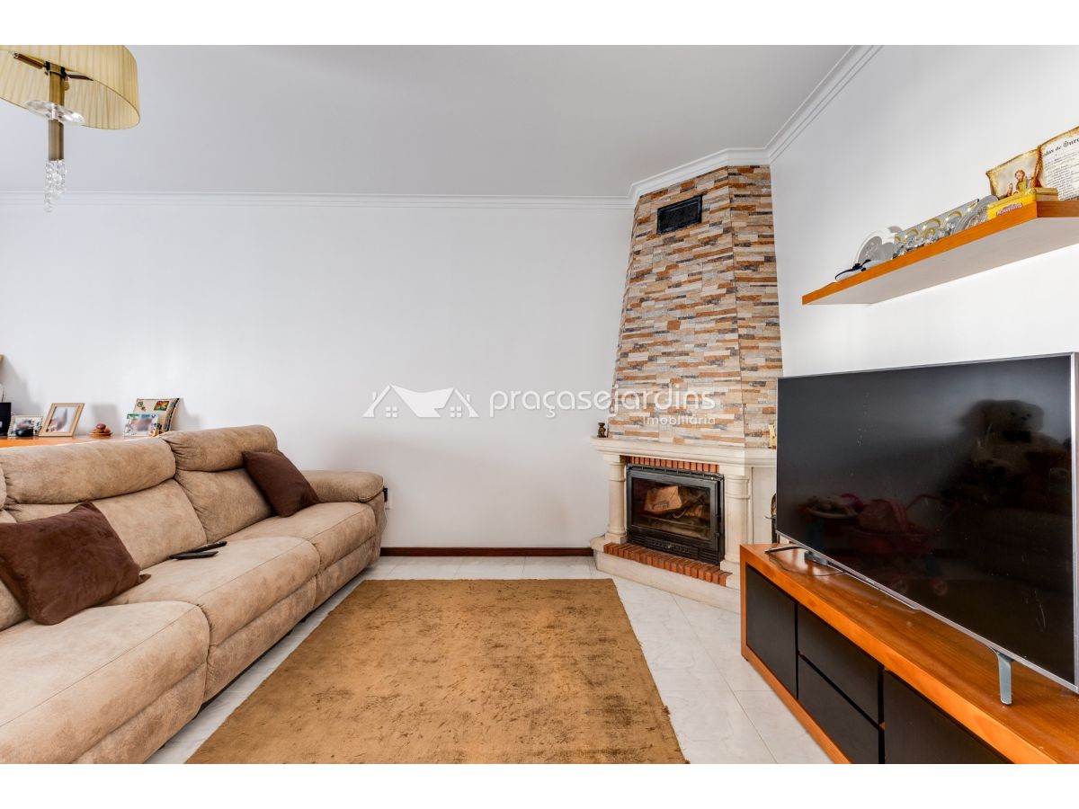 Apartamento T3 com excelente localização e conforto!