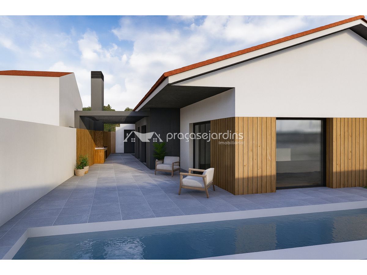 Moradia Térrea Individual com Piscina