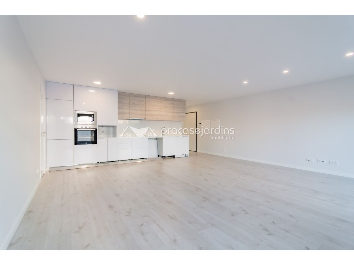 Apartamento T2 com Terraço