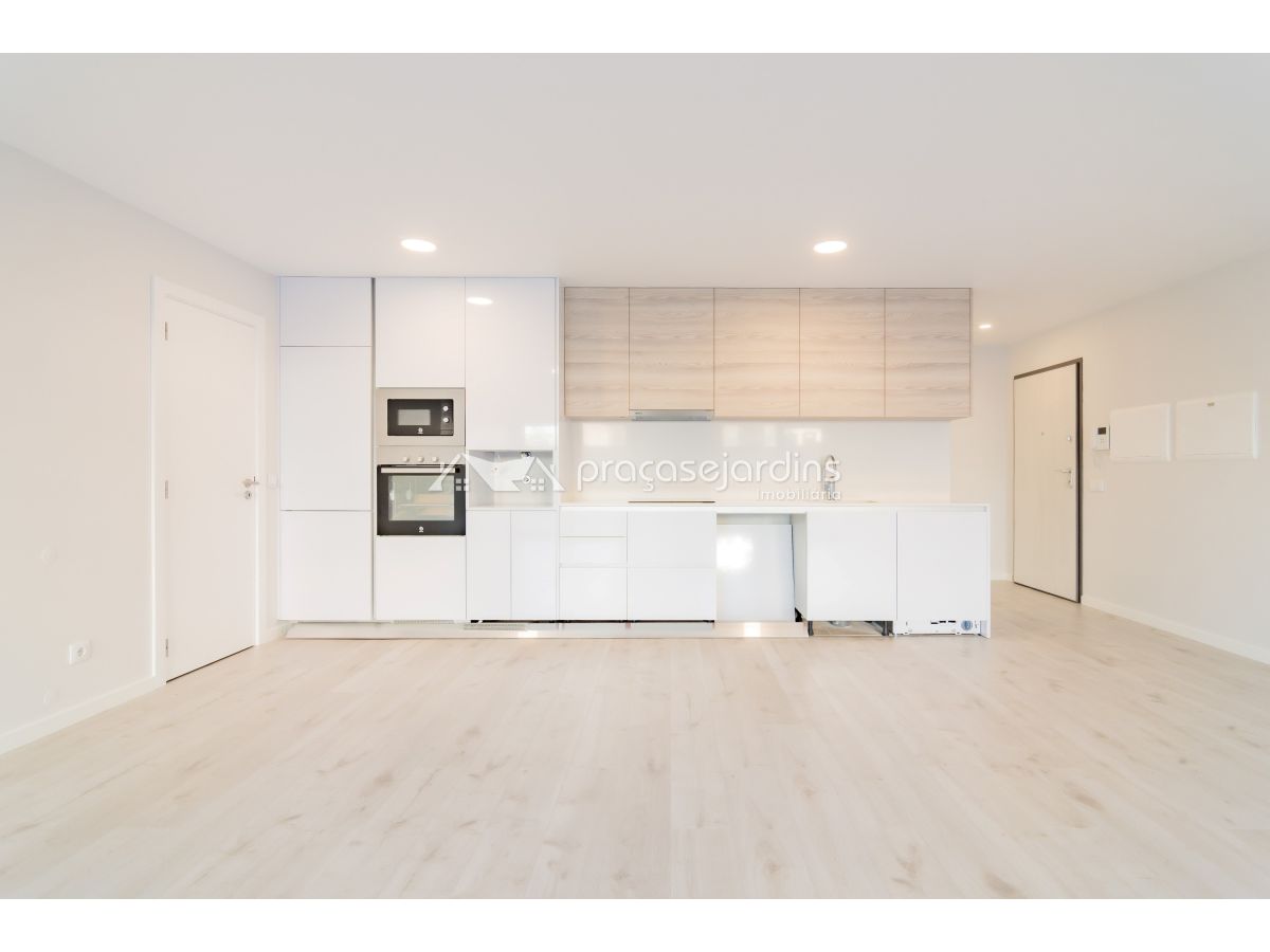 Apartamento T2 com Terraço