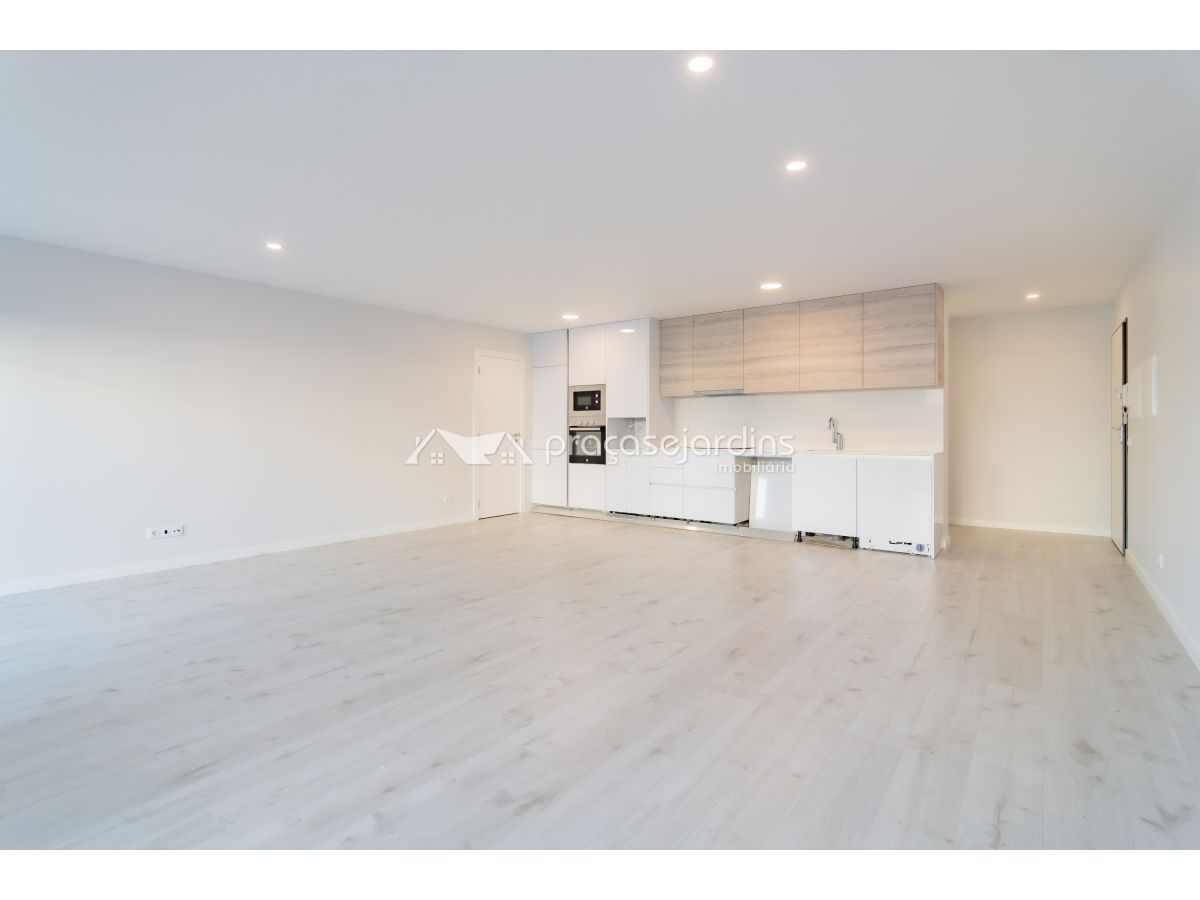 Apartamento T2 com Terraço