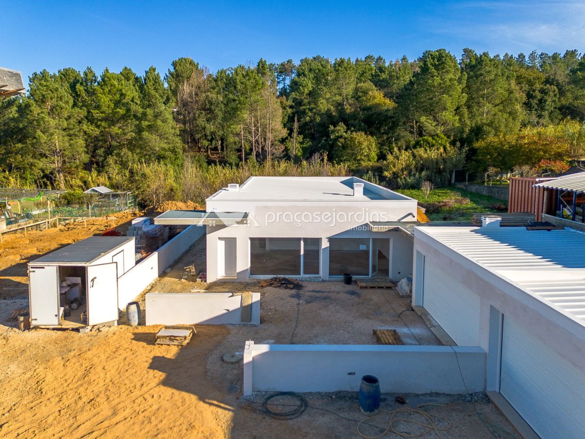 Moradia térrea T3+1