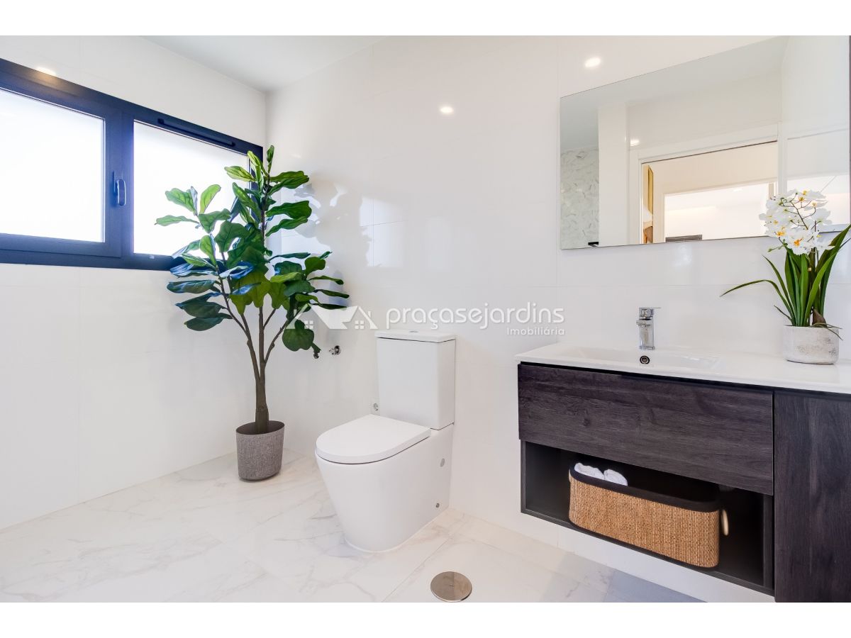 Apartamento T2 semi-novo