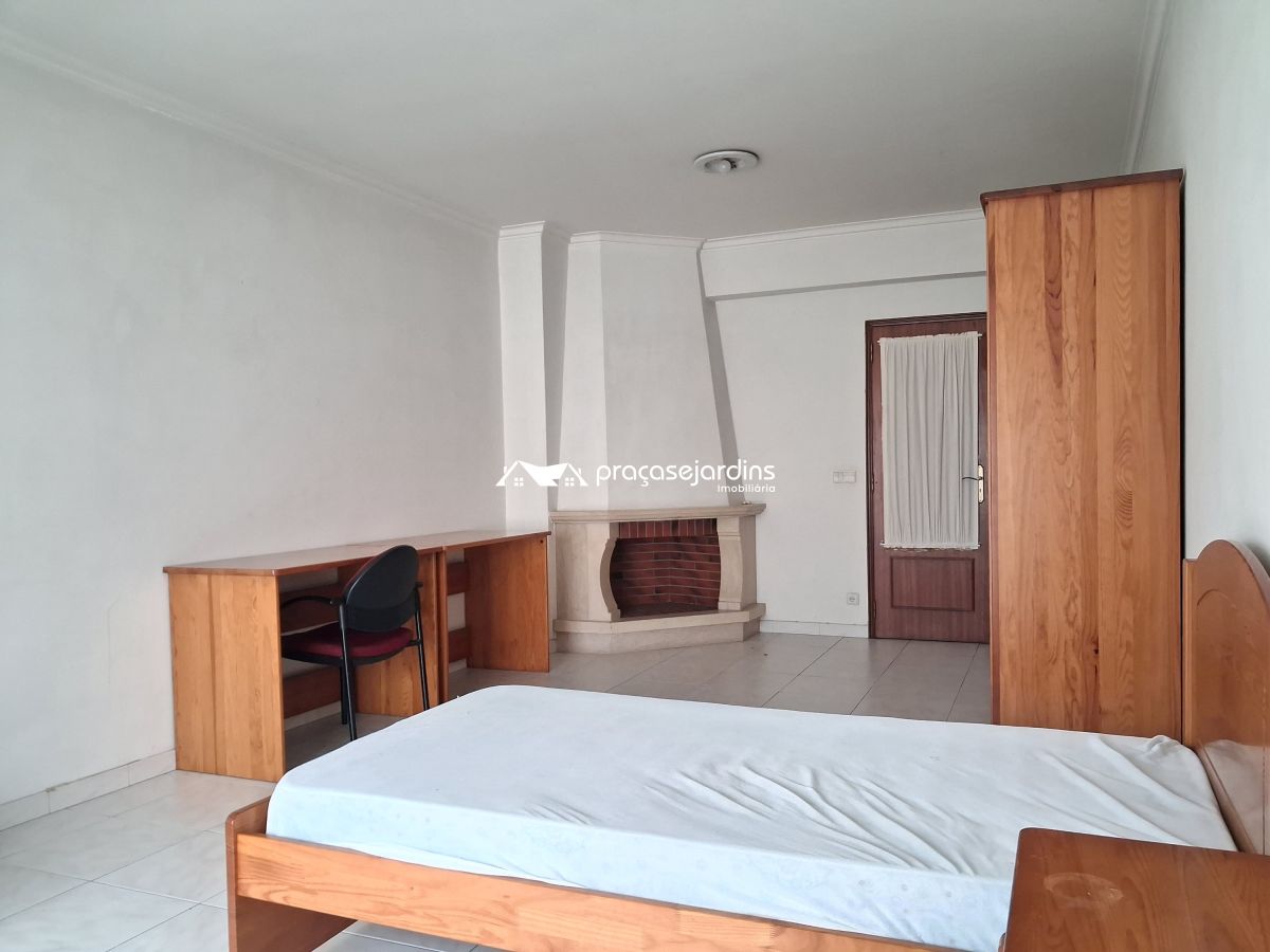 Quarto na Marques de Pombal