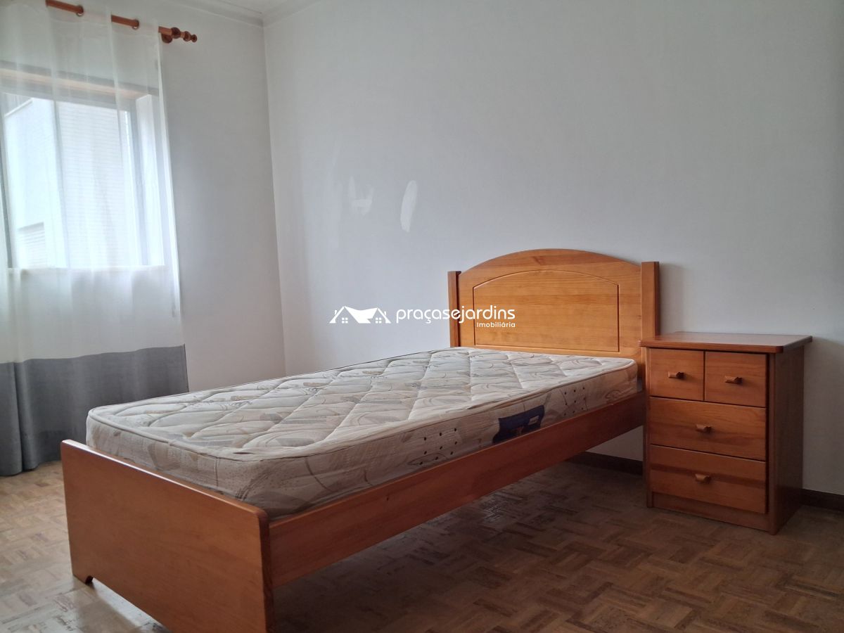 Quarto na Marques de Pombal