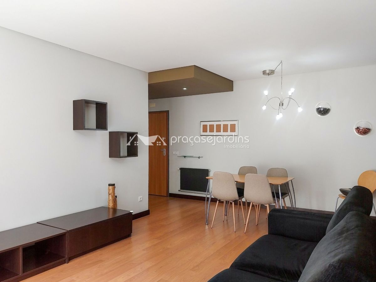Apartamento T1 em excelente estado de conservação, idealmente para investimento.