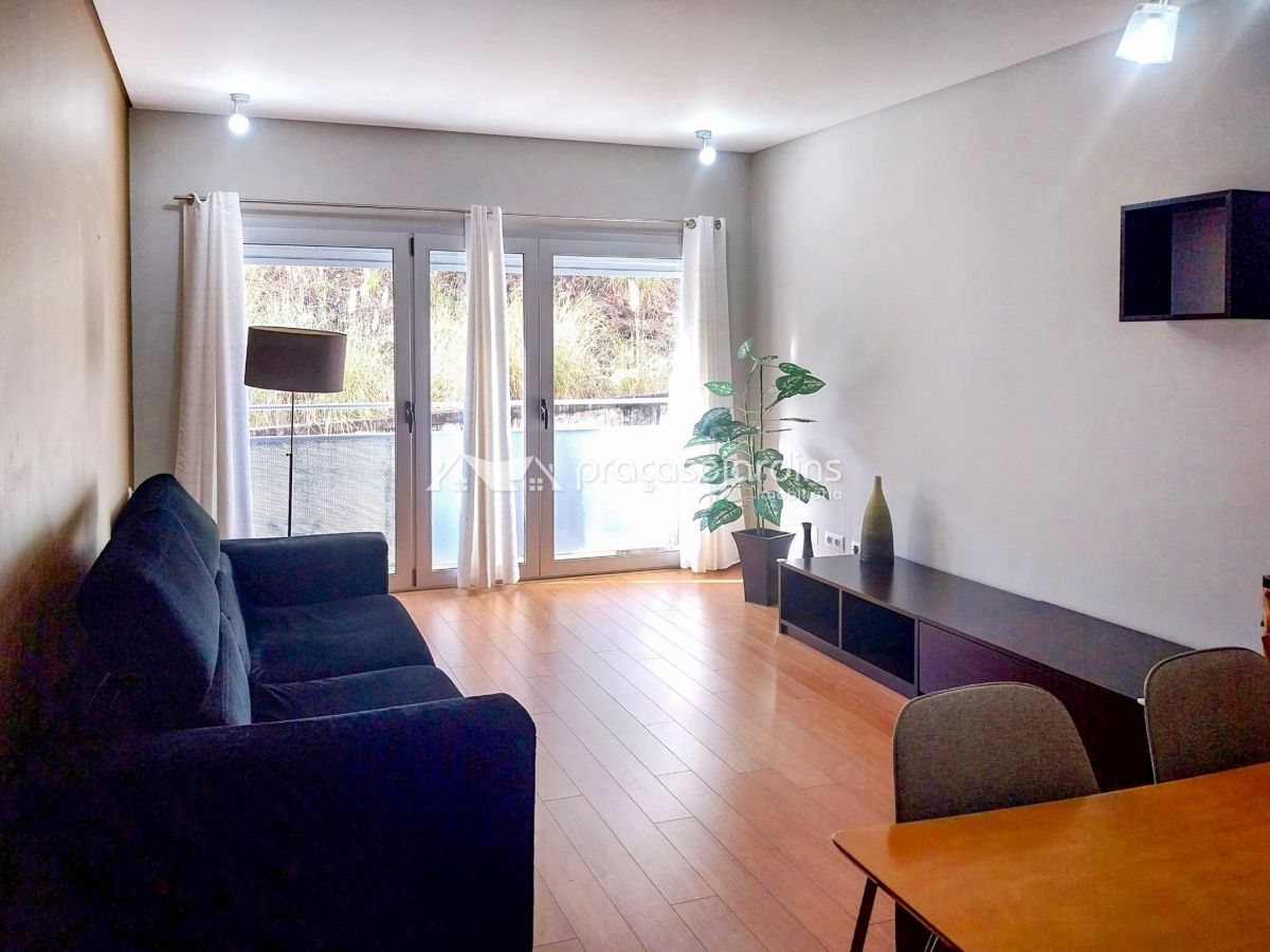 Apartamento T1 em excelente estado de conservação, idealmente para investimento.