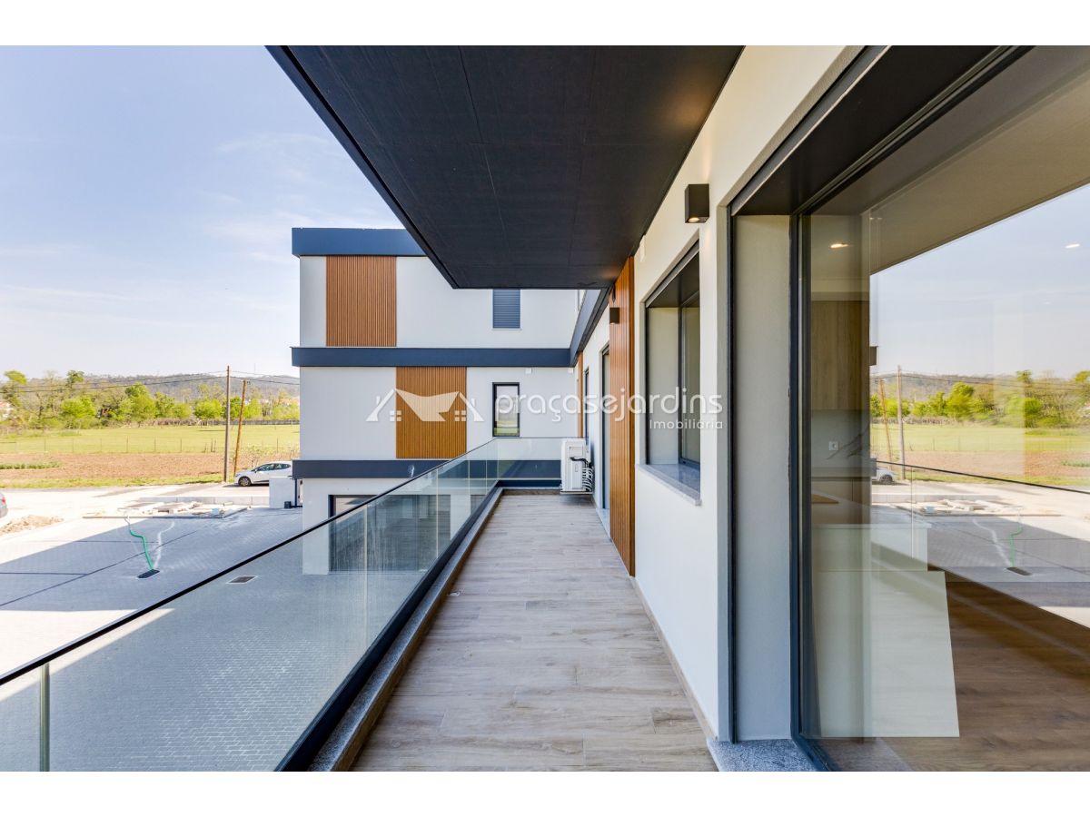 Apartamento  T3 Moderno com Excelentes Acabamentos