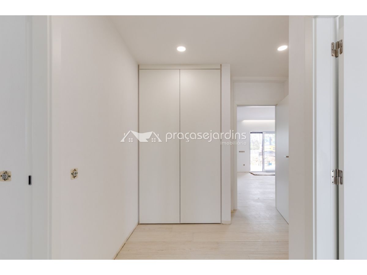 T3 Moderna Moradia Nova, Classe A, em Leiria