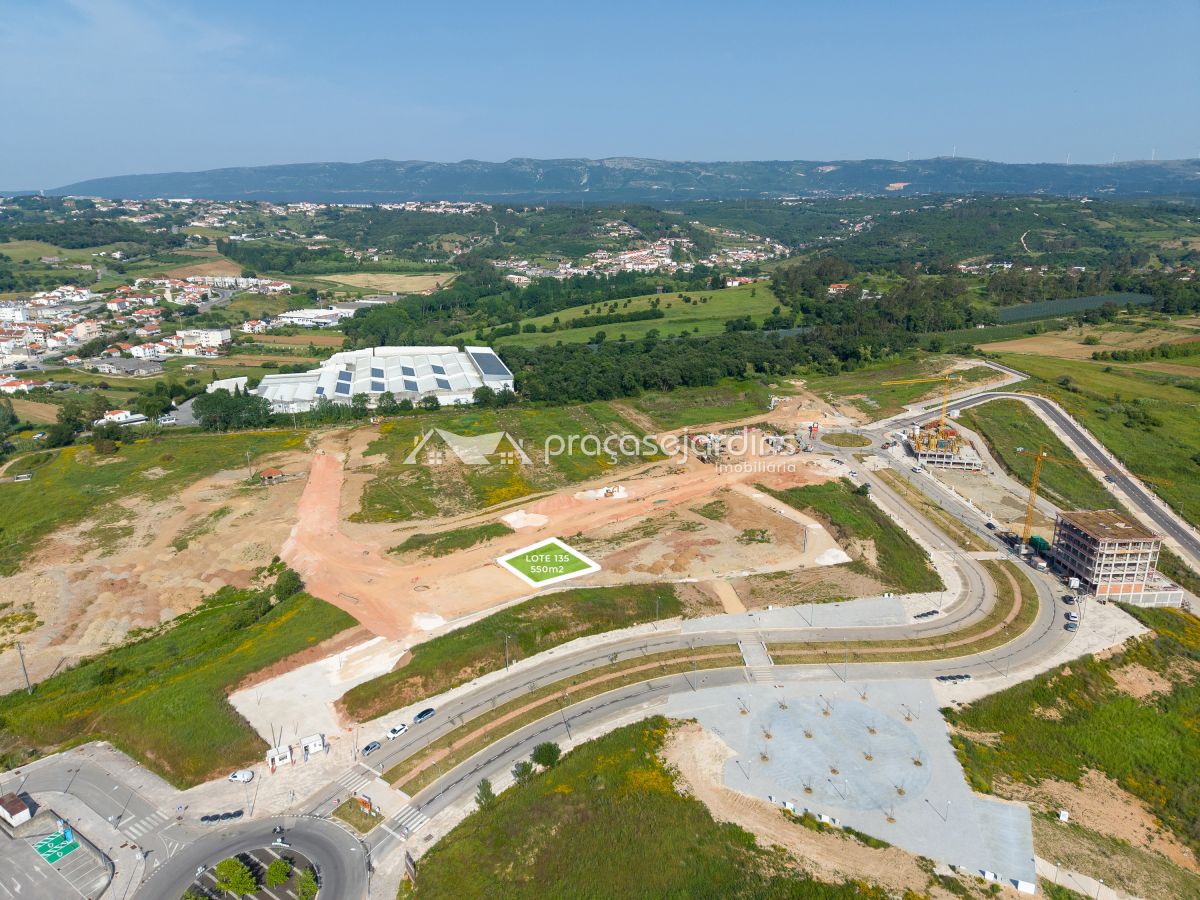 Lote para Moradia em Área Privilegiada de Alcobaça