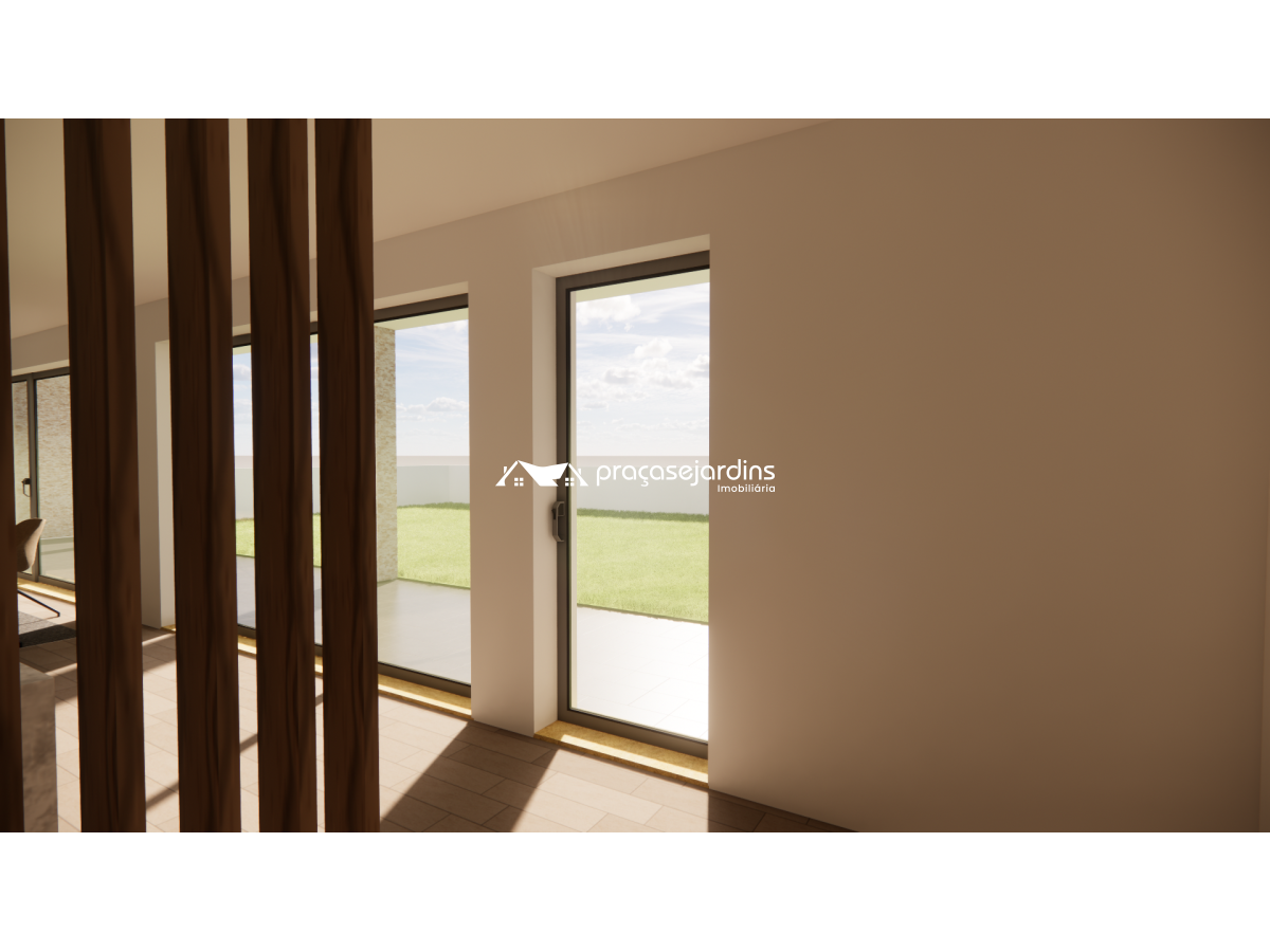 T4 Moradia Geminada Novíssima com 4 Quartos em Leiria