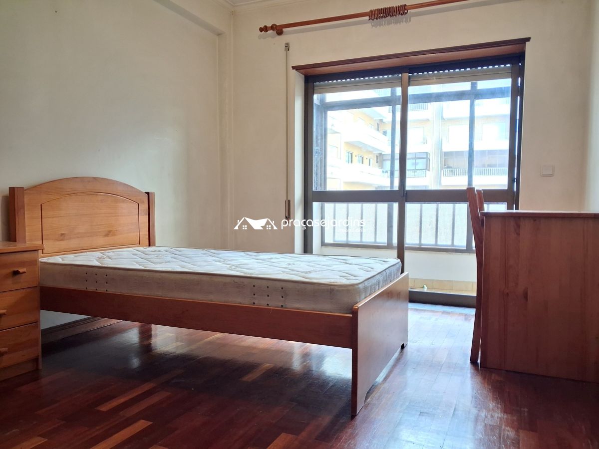 Quarto na Marques de Pombal