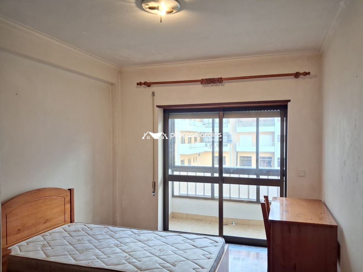 Quarto na Marques de Pombal