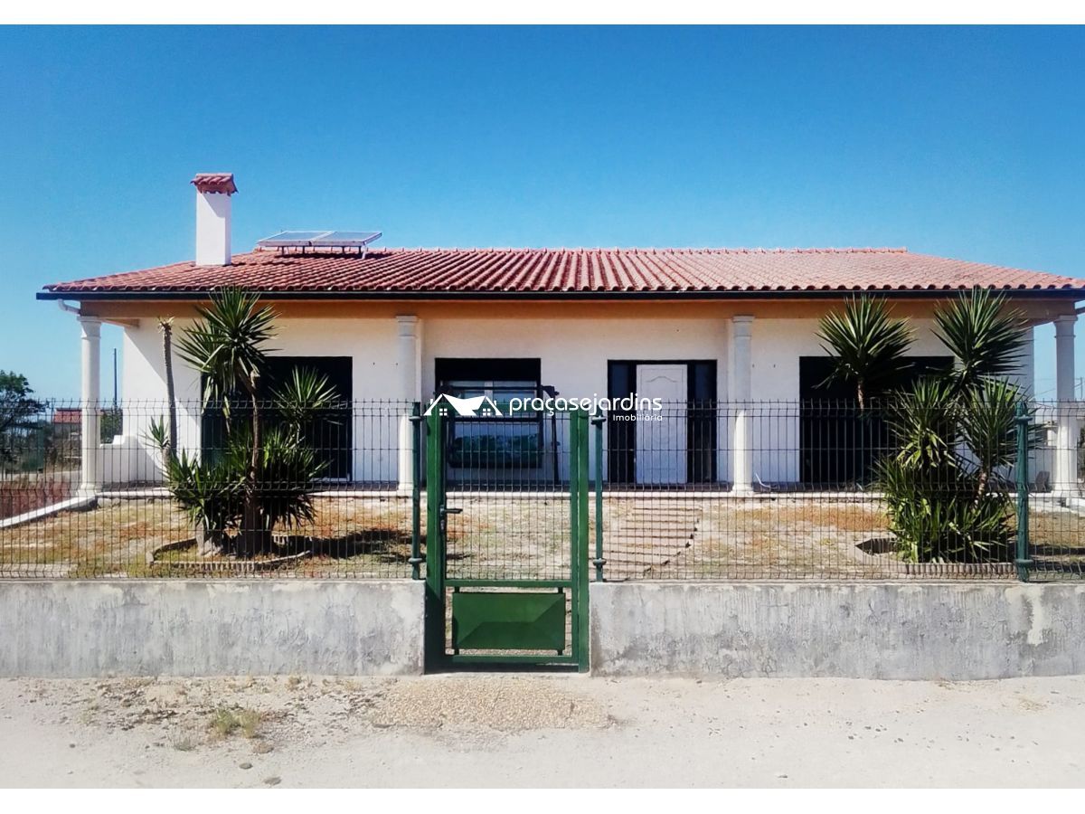 Moradia T3+1 Isolada